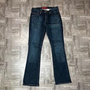 Levi’s Nouveau Low Rise Boot Cut Stretch 515 Jeans Size 6 Mis M